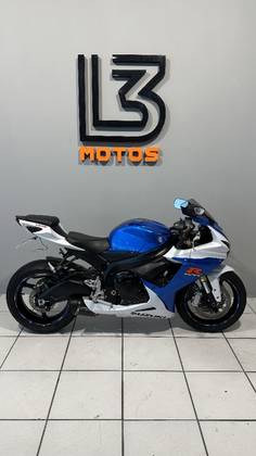 SUZUKI GSX-R750 
